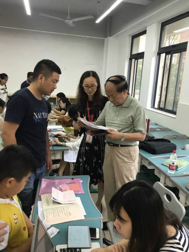 西湖区小学新任领导引领教育创新，塑造未来之光希望之星